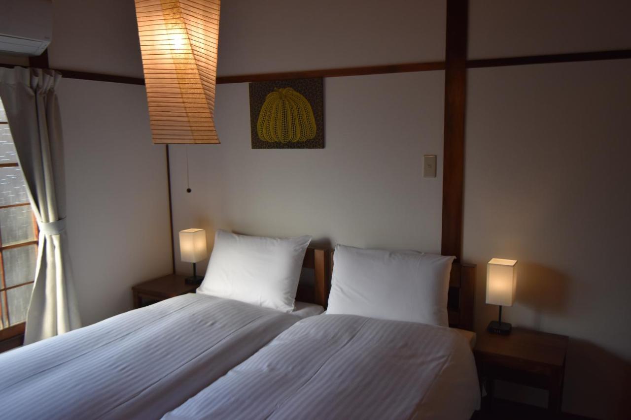 Quaint House Naoshima Hotel Buitenkant foto