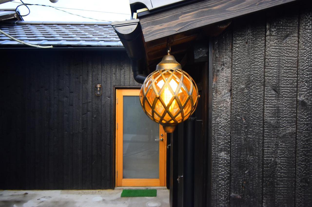 Quaint House Naoshima Hotel Buitenkant foto